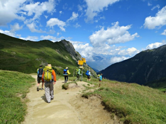 Hiking down to Trient, Haute Route