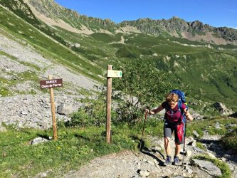 Hiking up to the Col du Bonhomme